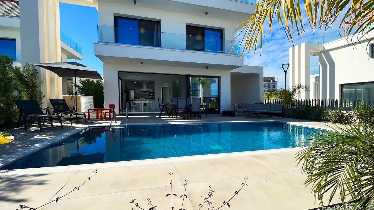 By The Bay Villa,3 Br/Pool Protaras 0*,