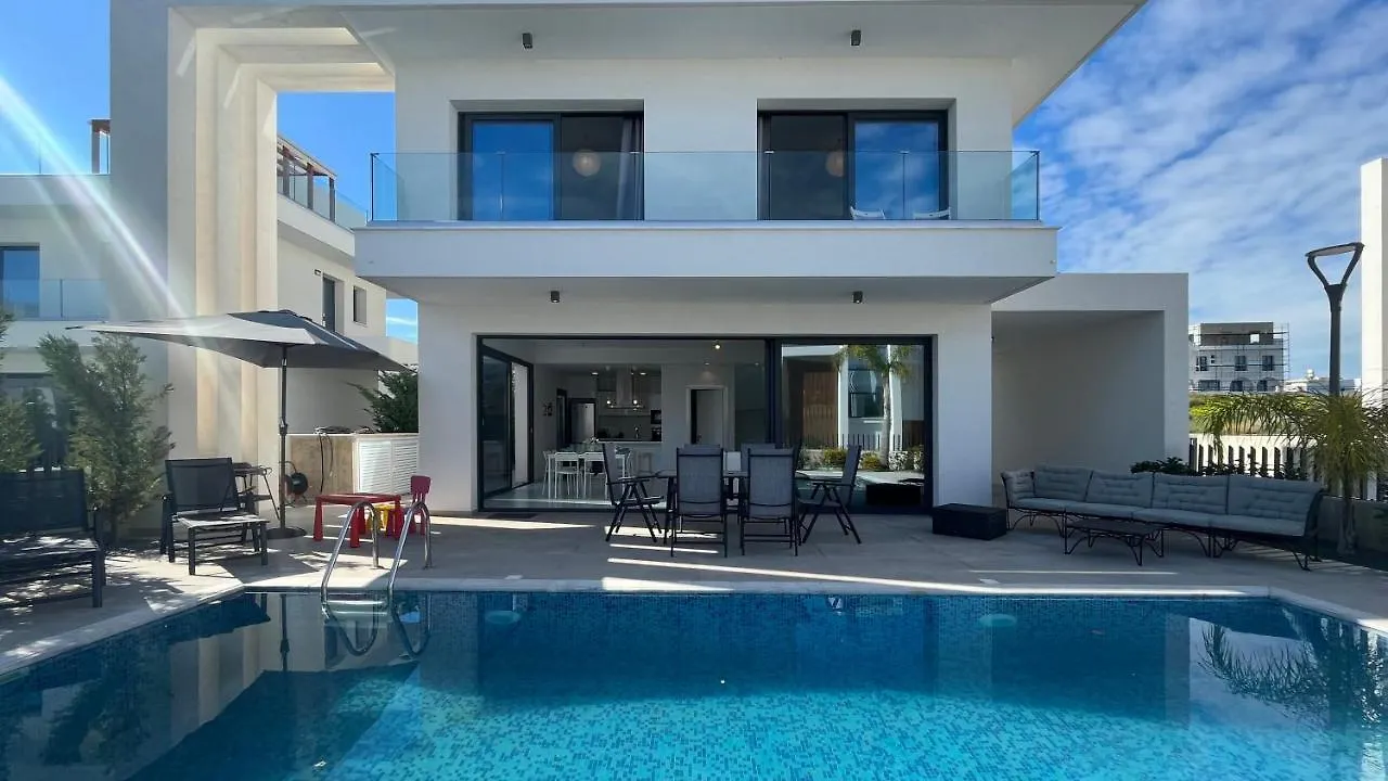 Villa By The Bay Villa,3 Br/Pool Protaras Cyprus